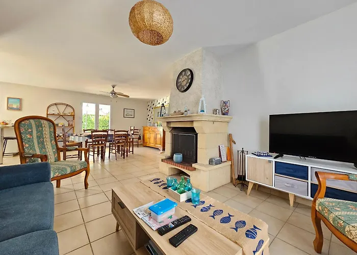 Maison Spacieuse Avec Jardin, Animaux Admis - Fr-1-476-250 Hébergement de vacances