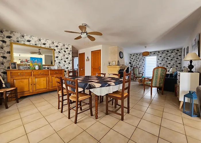 Maison Spacieuse Avec Jardin, Animaux Admis - Fr-1-476-250 *